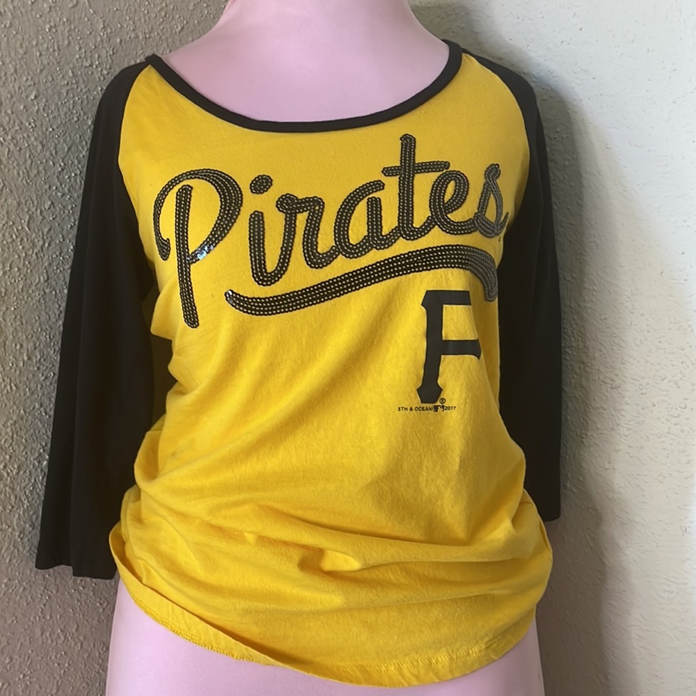 Vs PINK Bling Pirates Tee